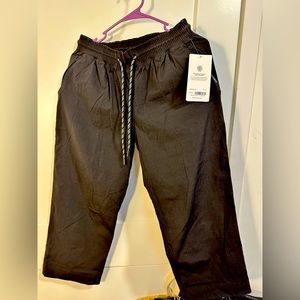 Athleta trekkie straight crop pant